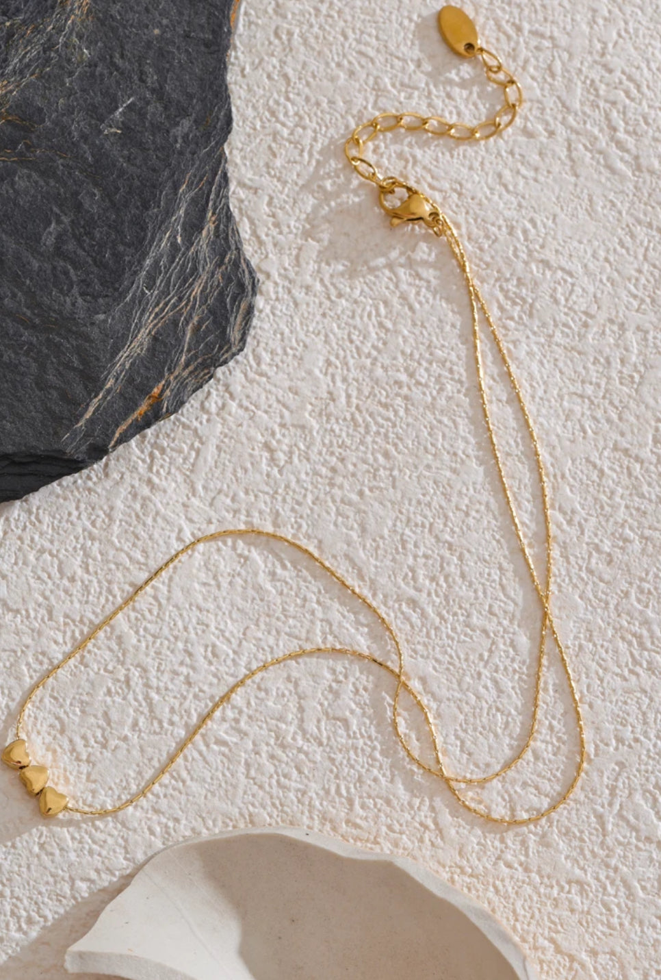 Dainty heart necklace