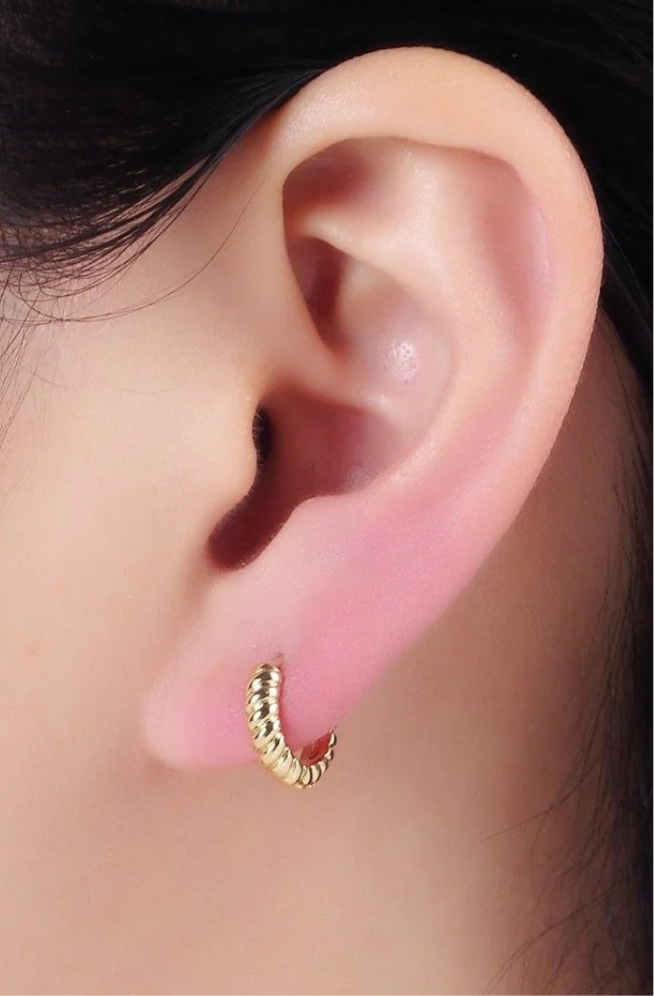 10mm Croissant Huggies