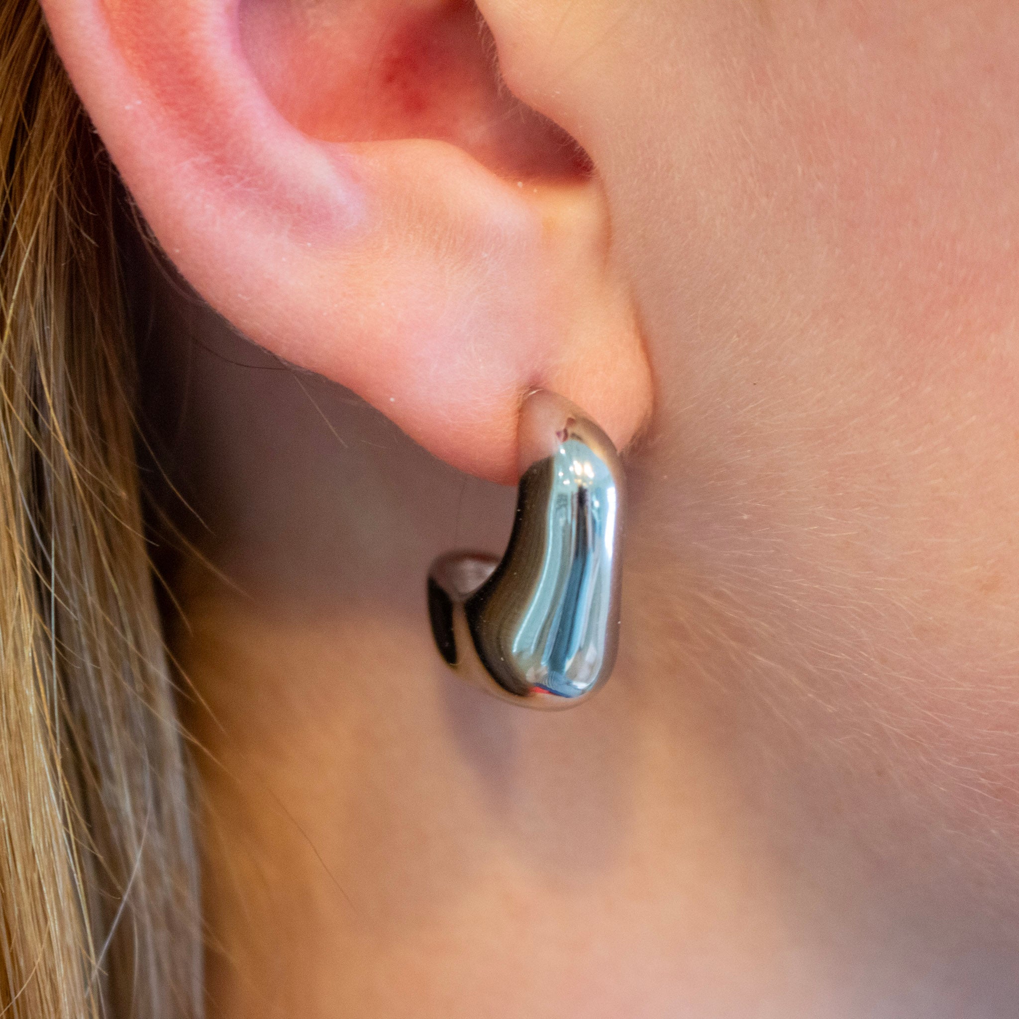 Retro Hoop- Silver
