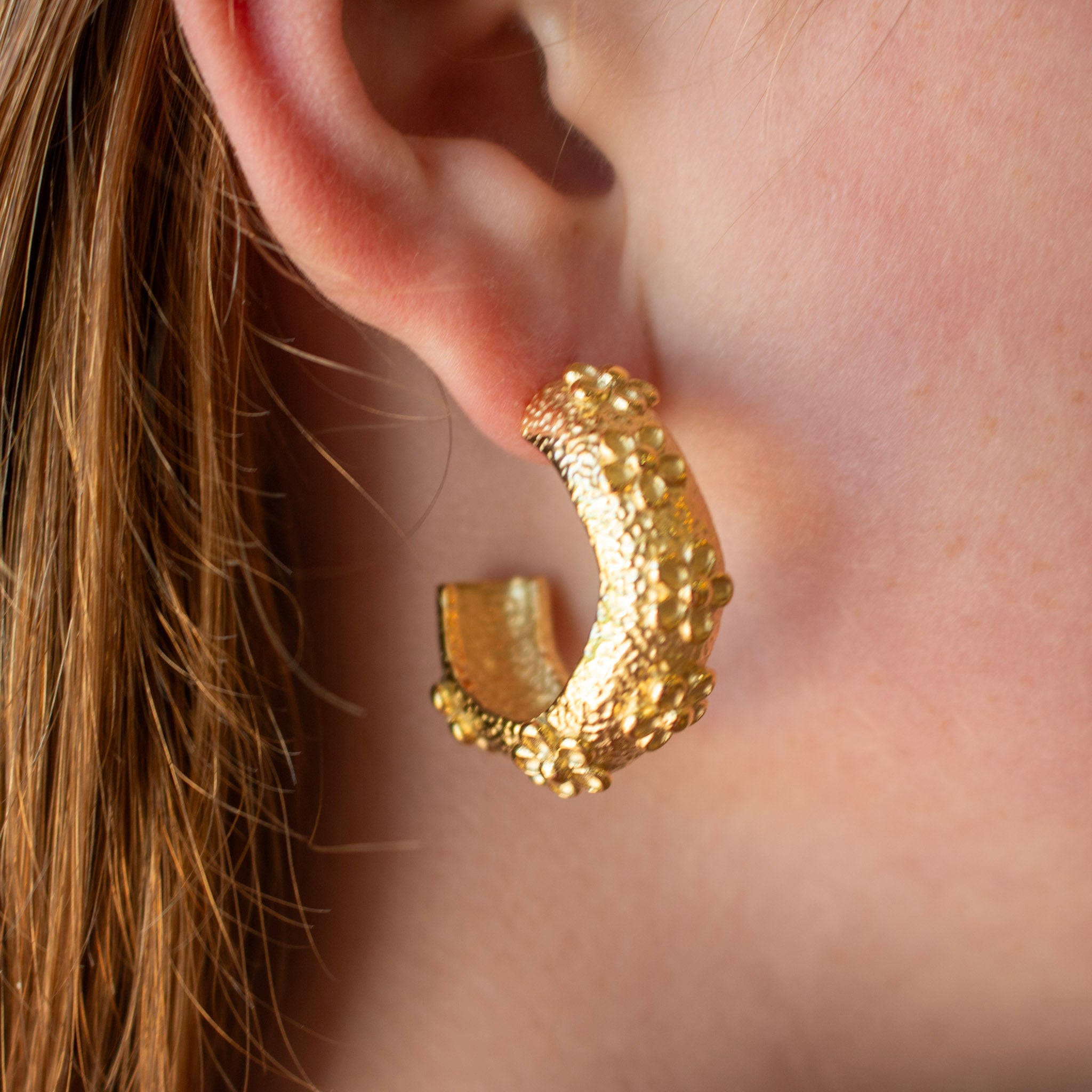 Gold Flower Lg Hoops