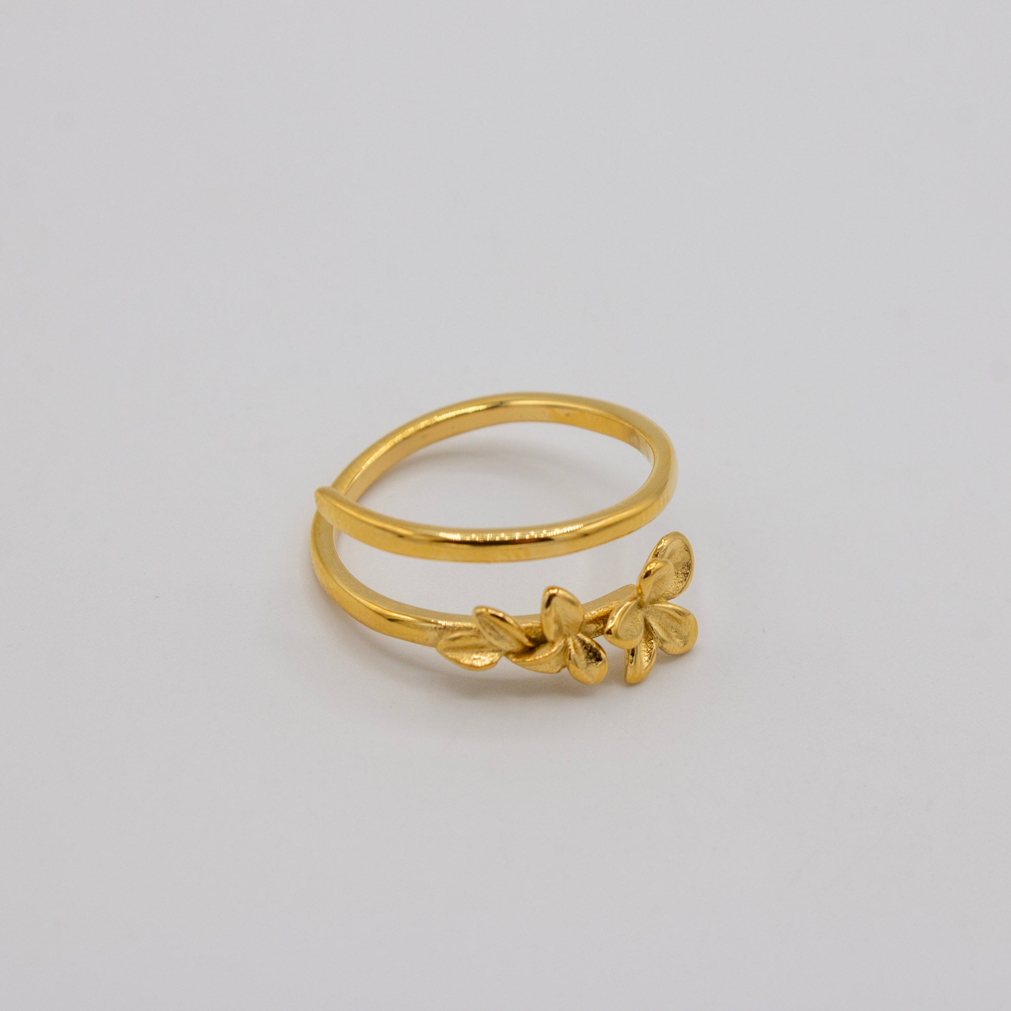 Triple Gold Flower Adjustable Spiral