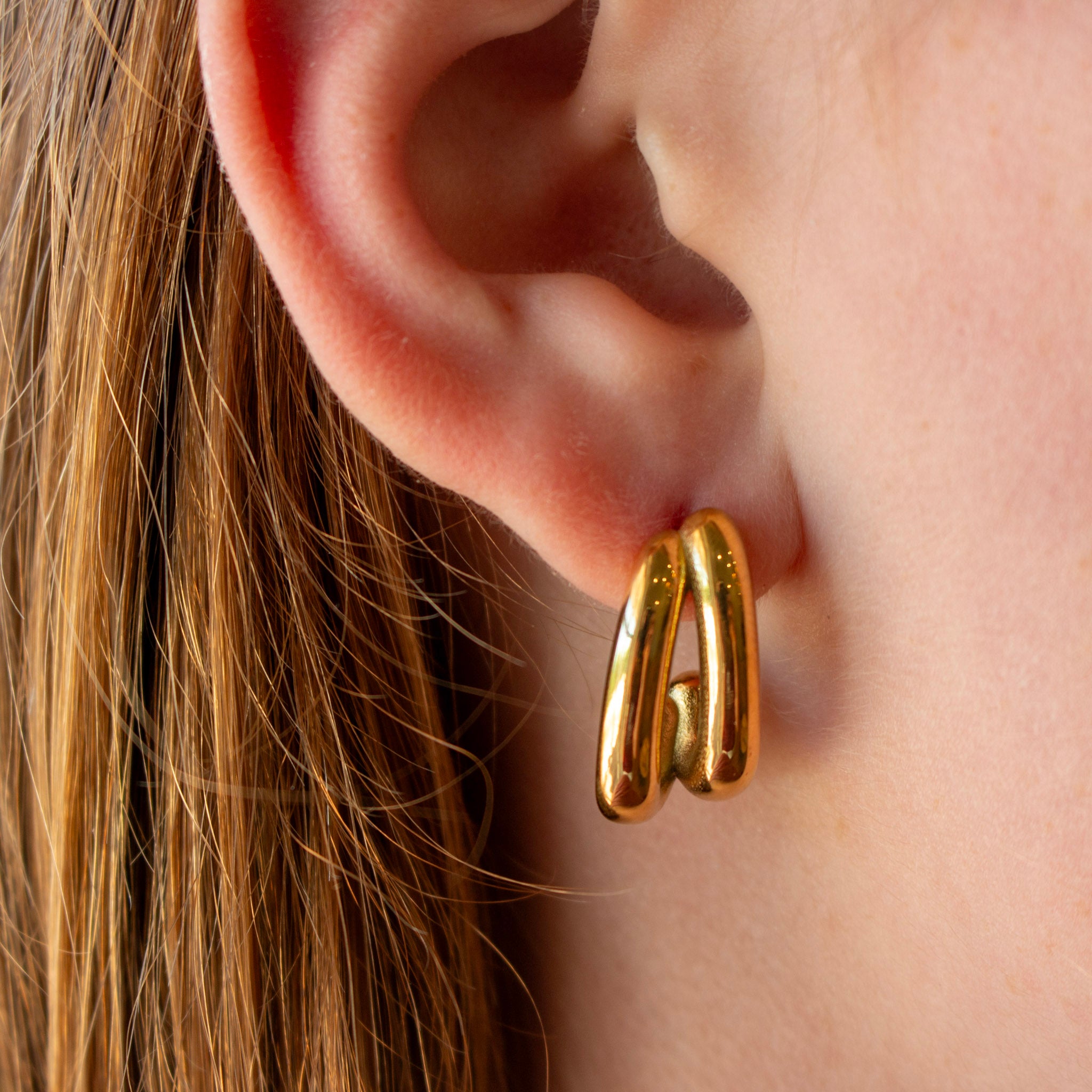 Double Small Hoops