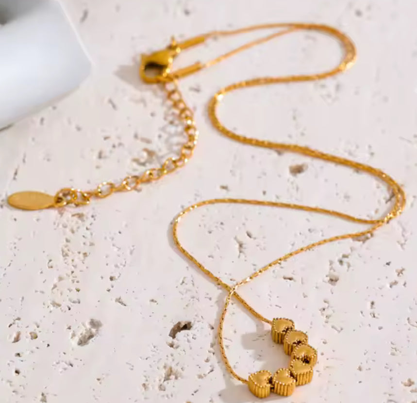 6 Dainty Hearts Necklace