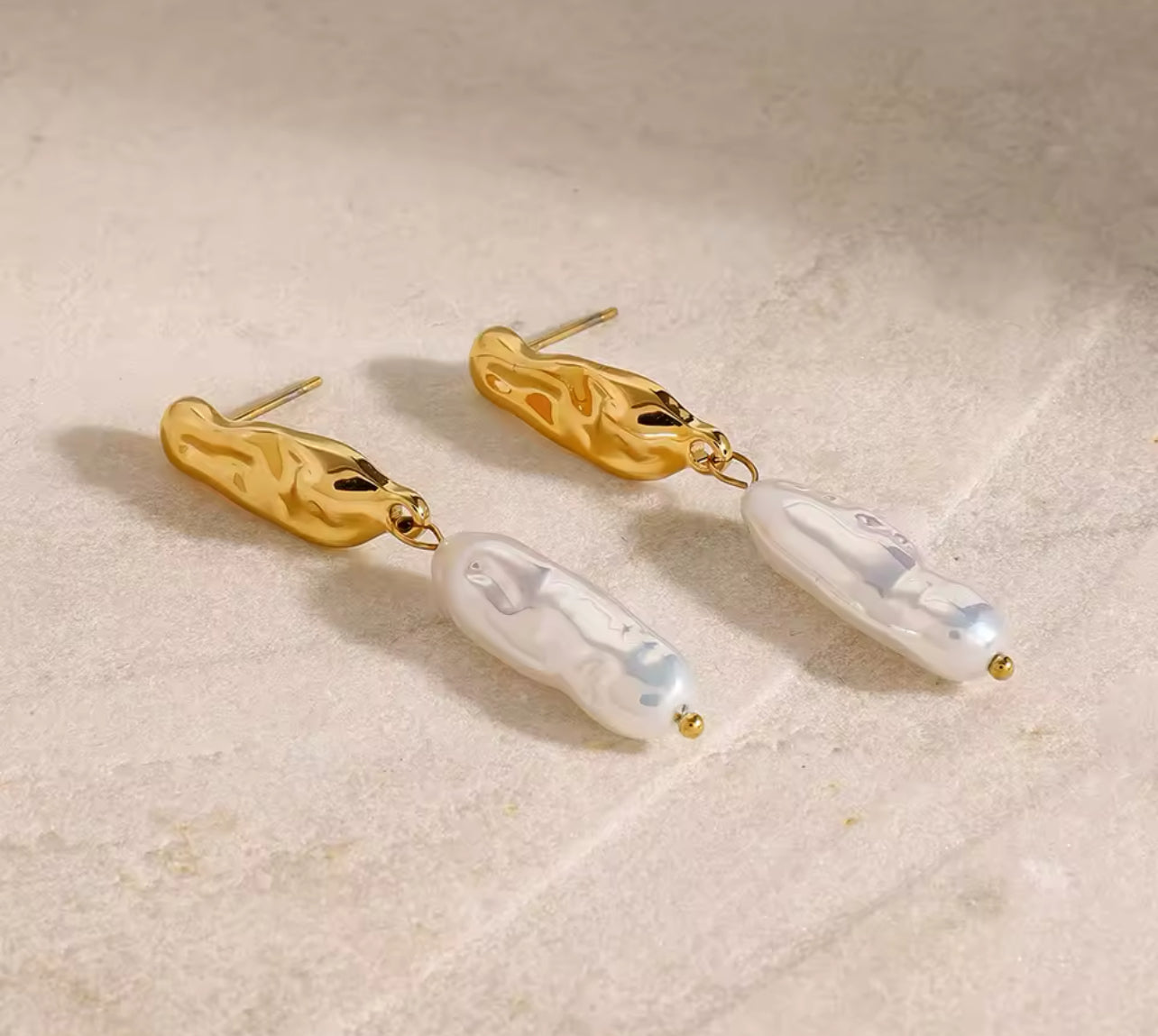 Gold + Pearl Dangle
