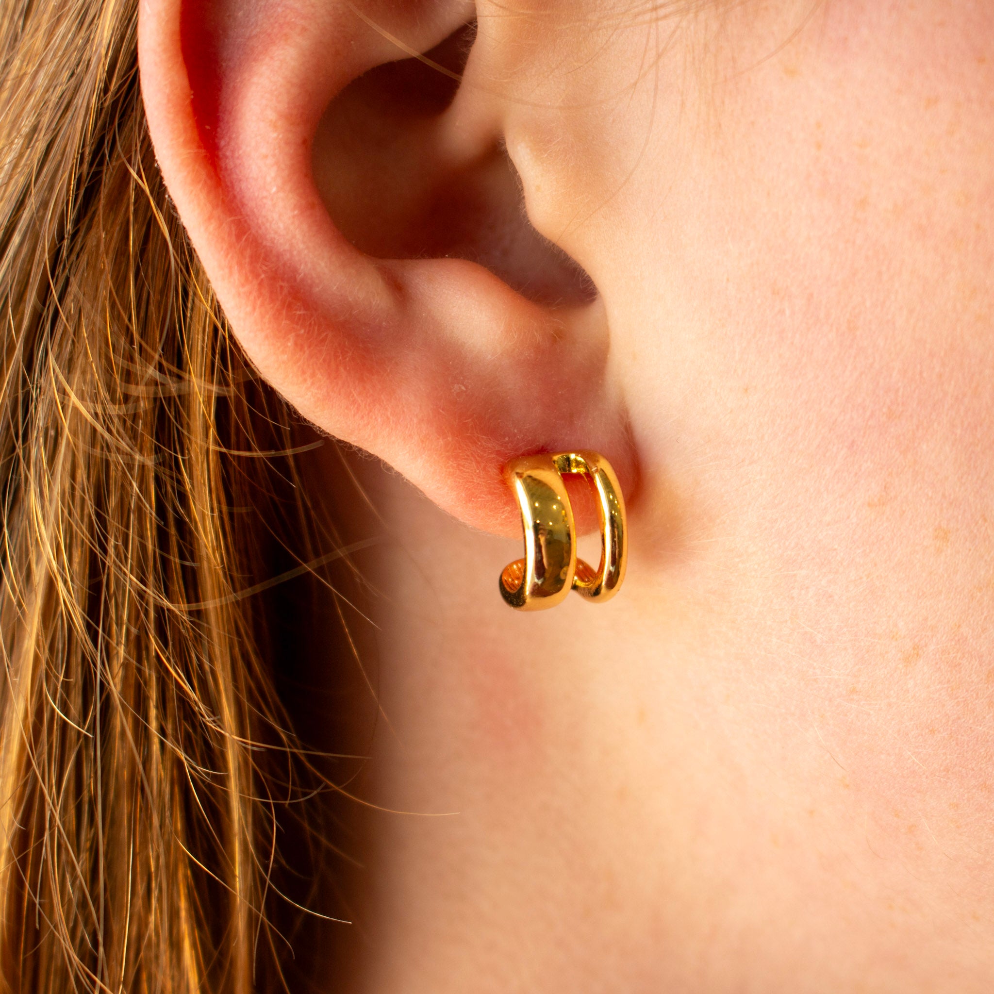 Double Ban Hoops