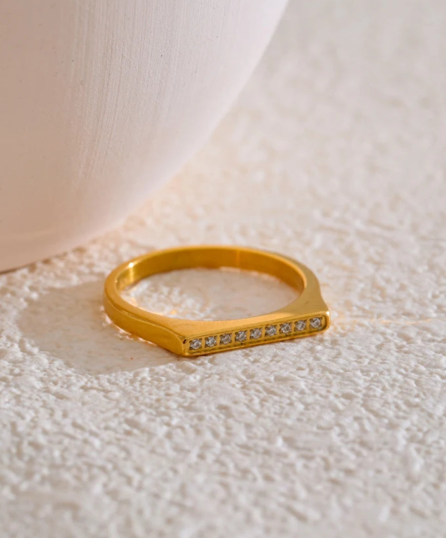 Cz size 7 / 8 Gold ring