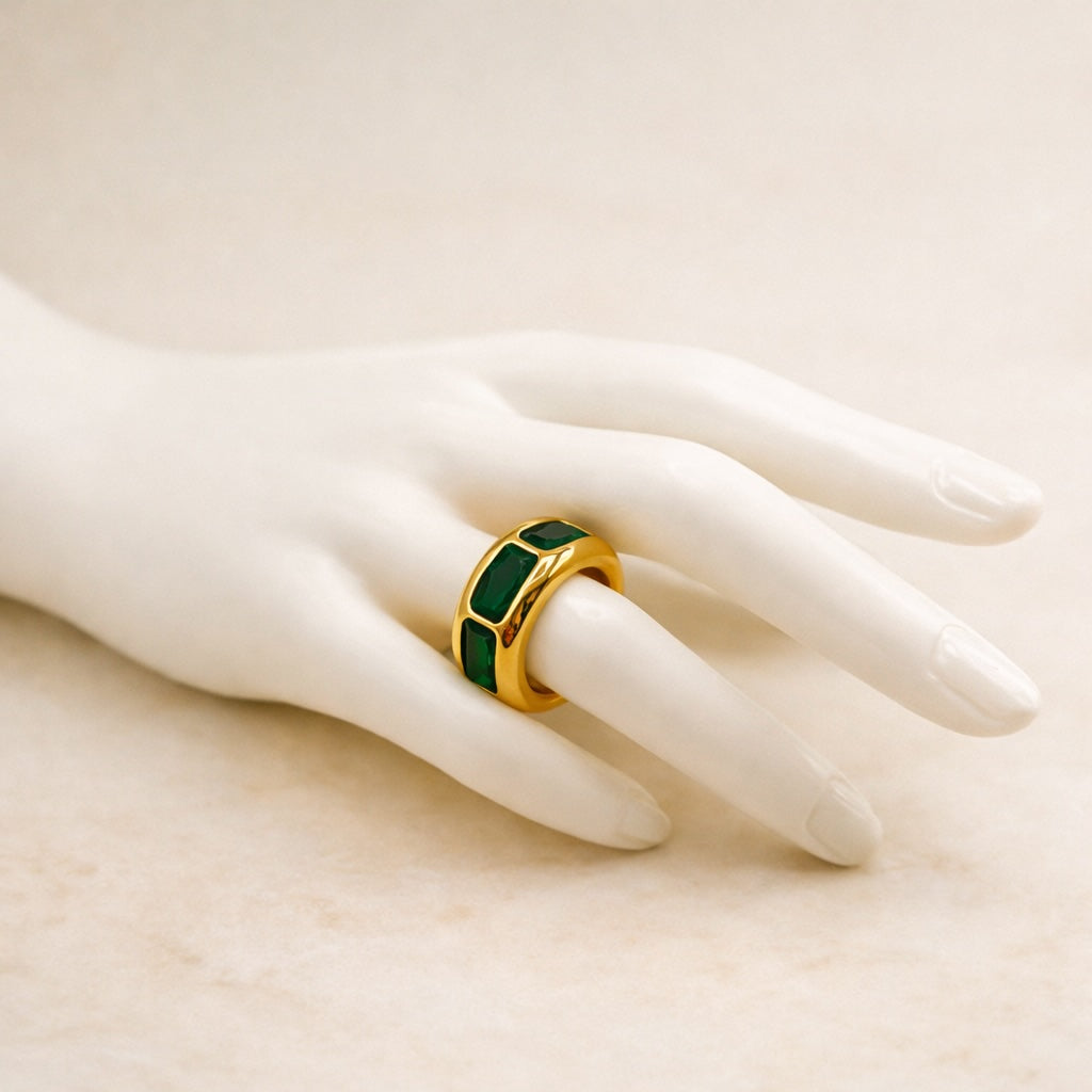 Emerald Green Cz Ring