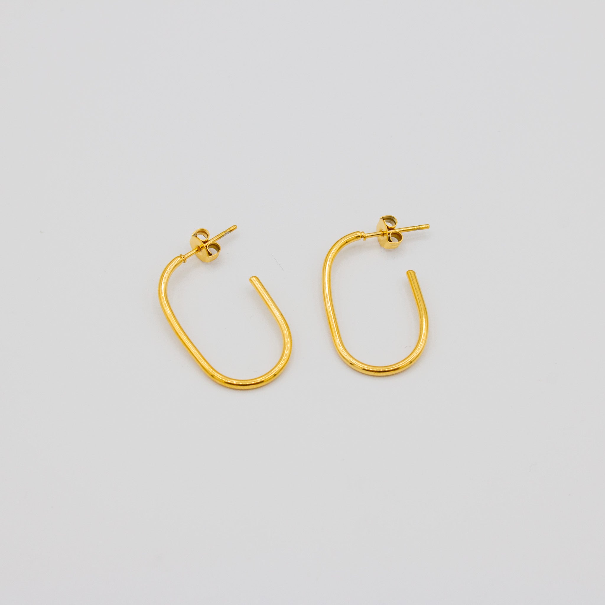 Open Oval Hoop Earring- Medium