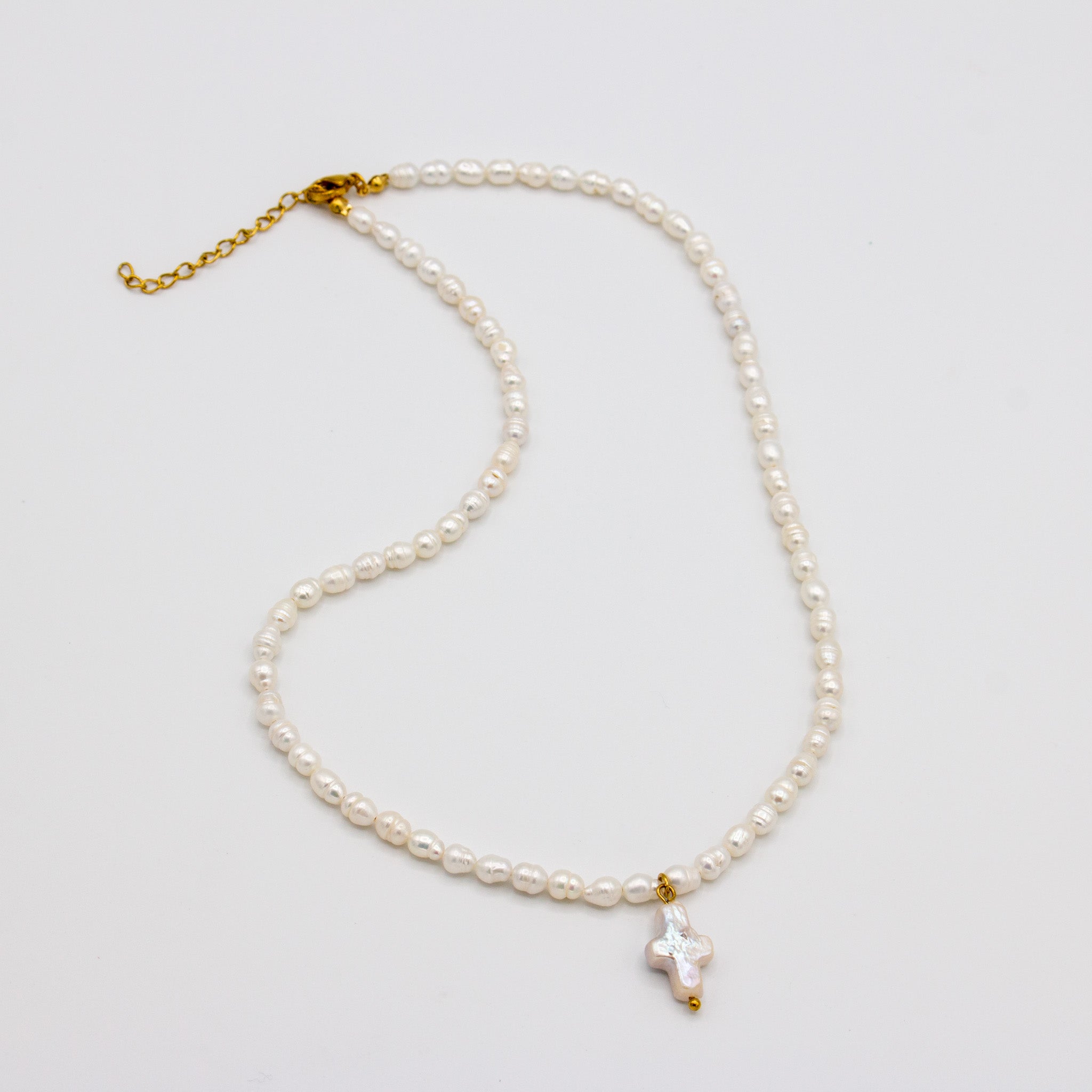 Little cross - Fresh water pearl necklace