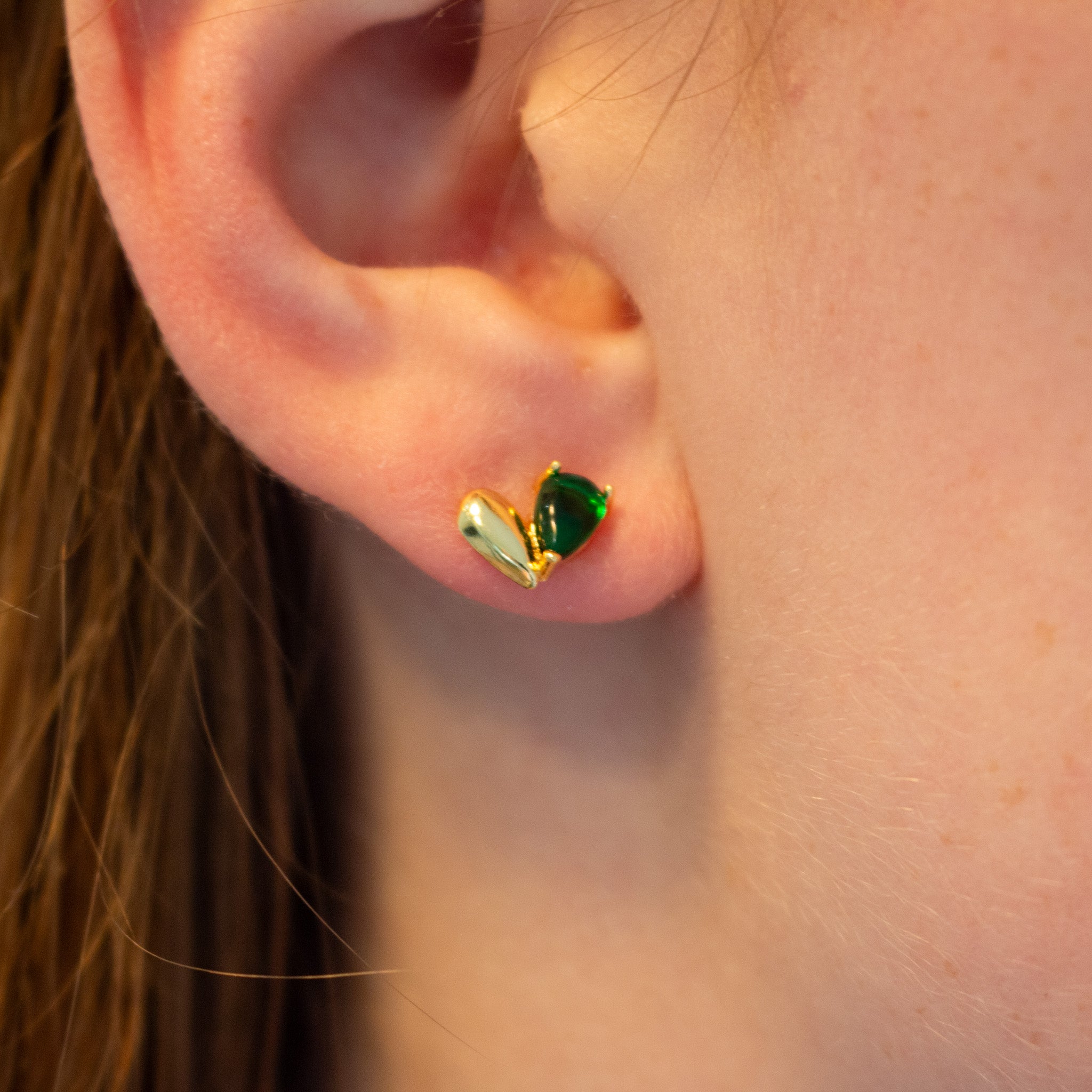 Emerald Green Heart Stud