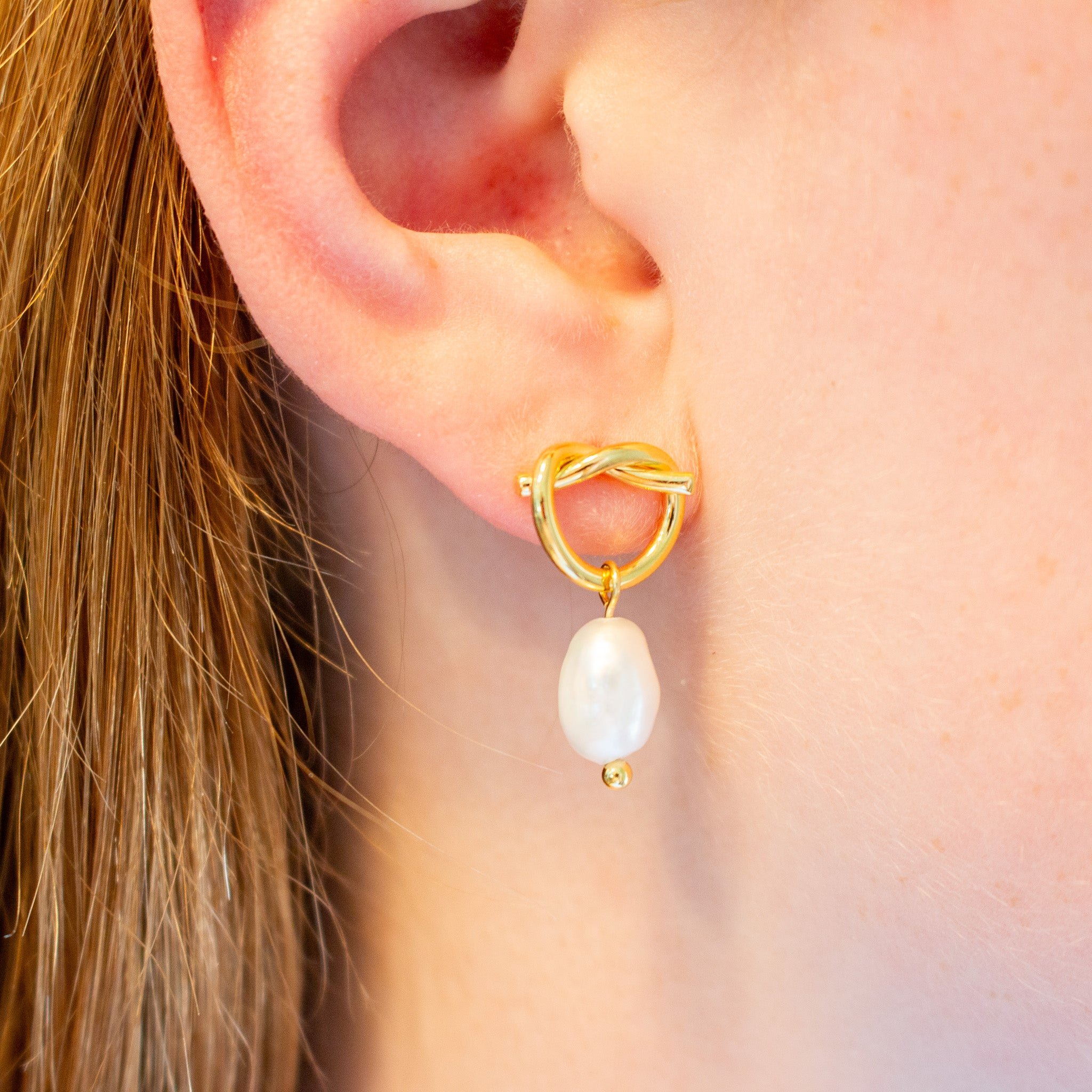 Golden Knot & Pearl Earrings