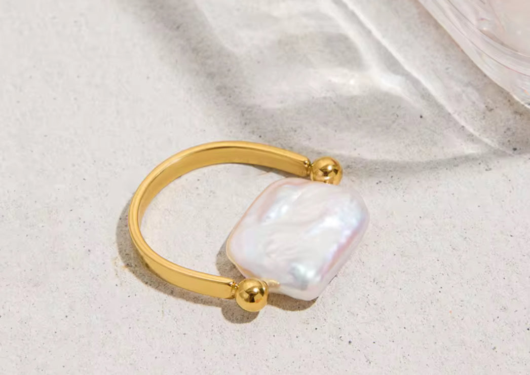 Square Fresh Water Pearl Ring