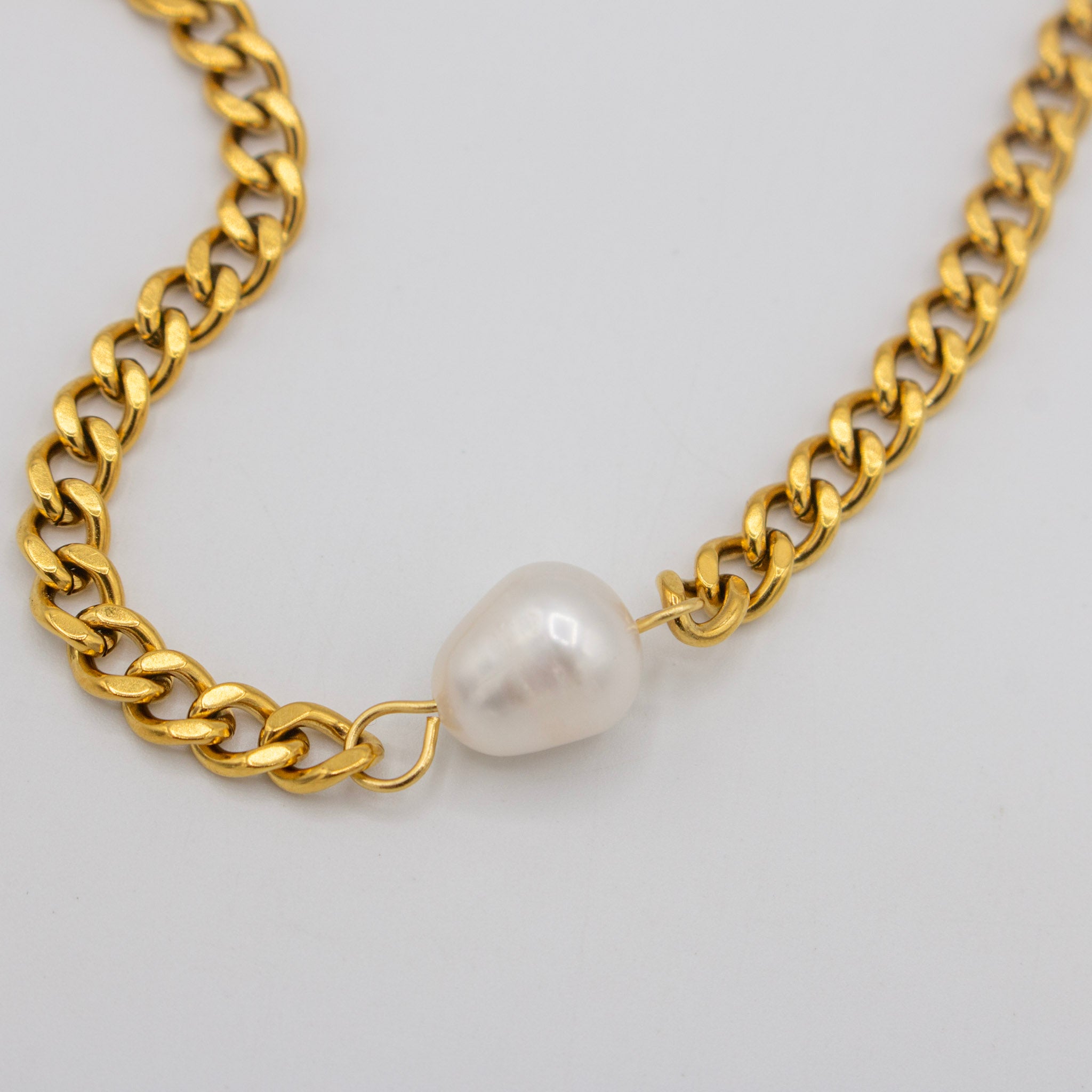 Cuban Chain Pearl Necklace