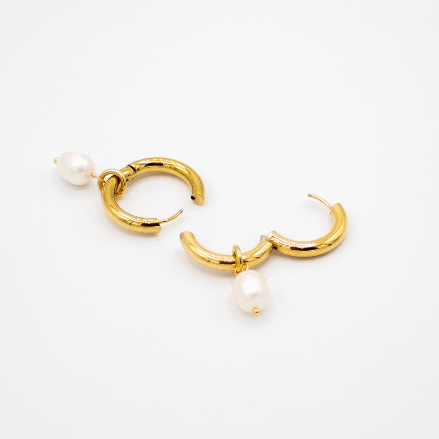 Golden Loop & Pearl Earrings