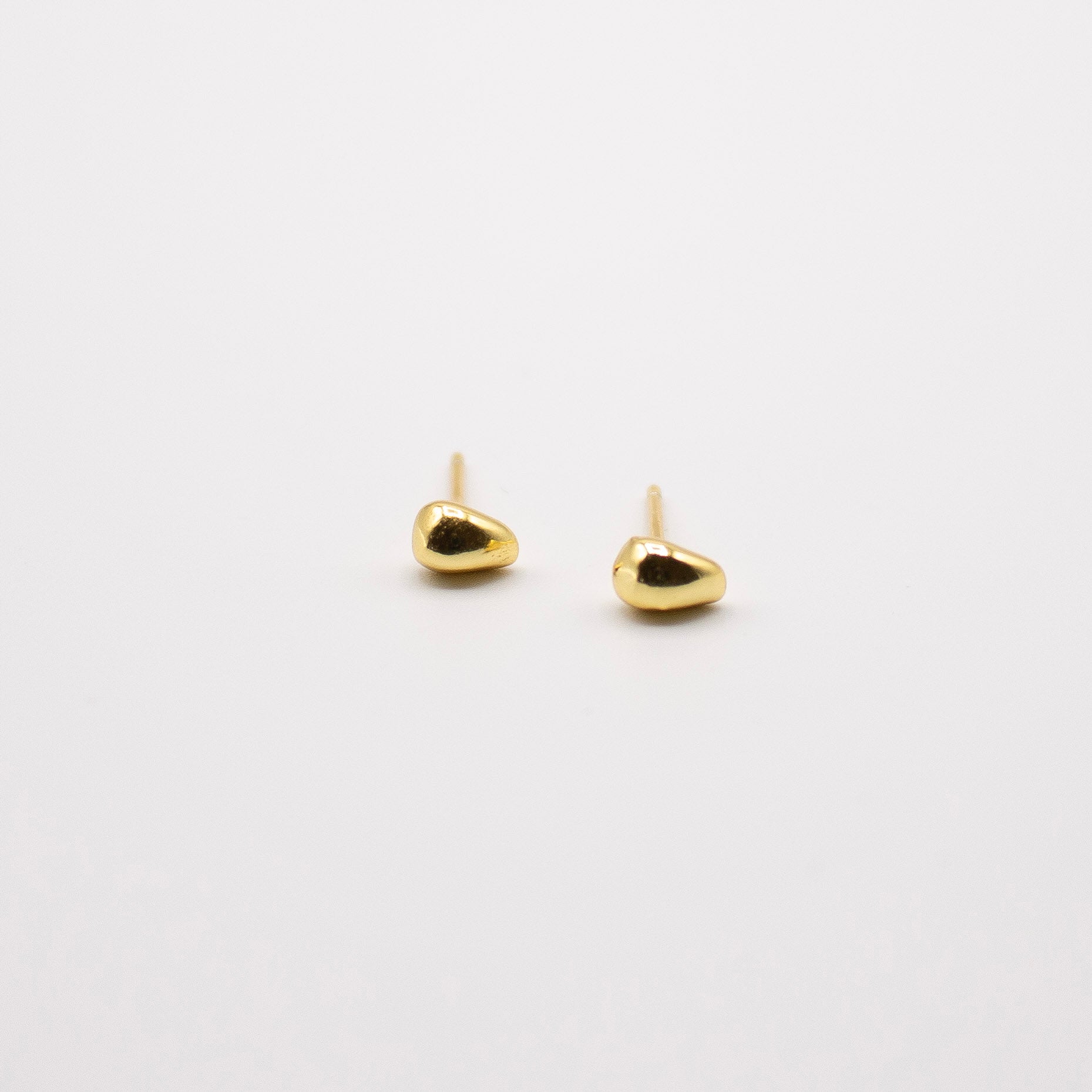 Gold Pebble Stud