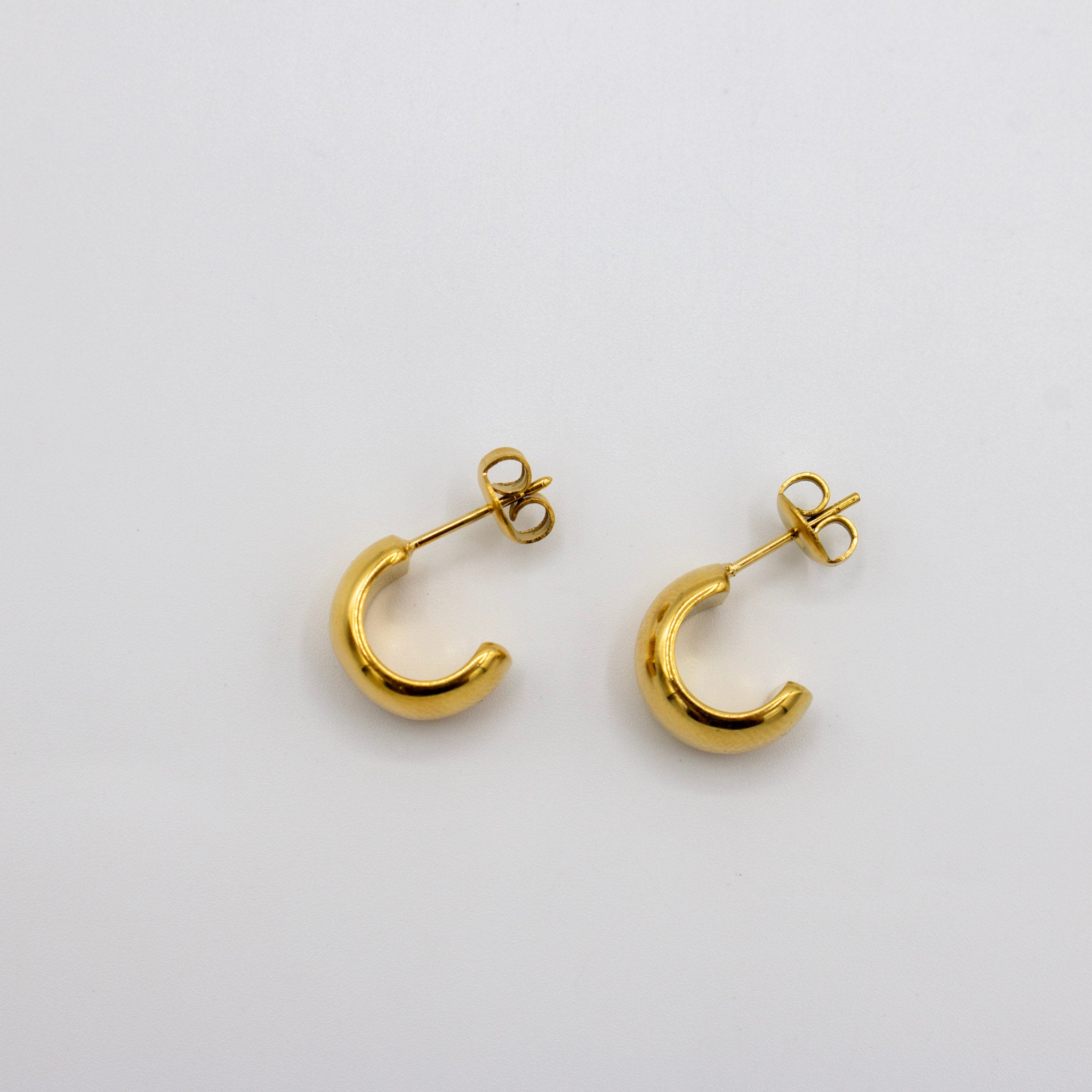 Smooth Small Hoops