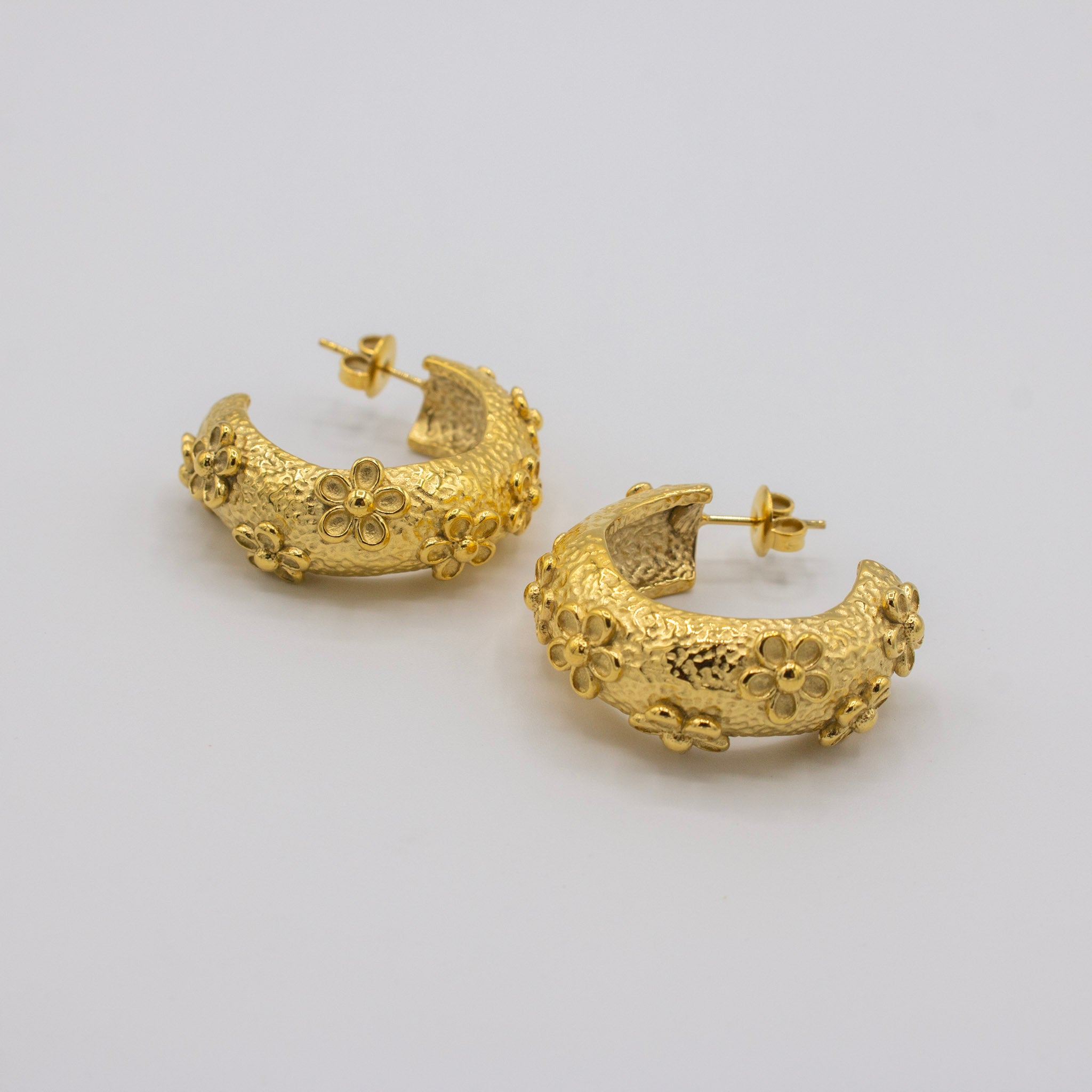 Gold Flower Lg Hoops