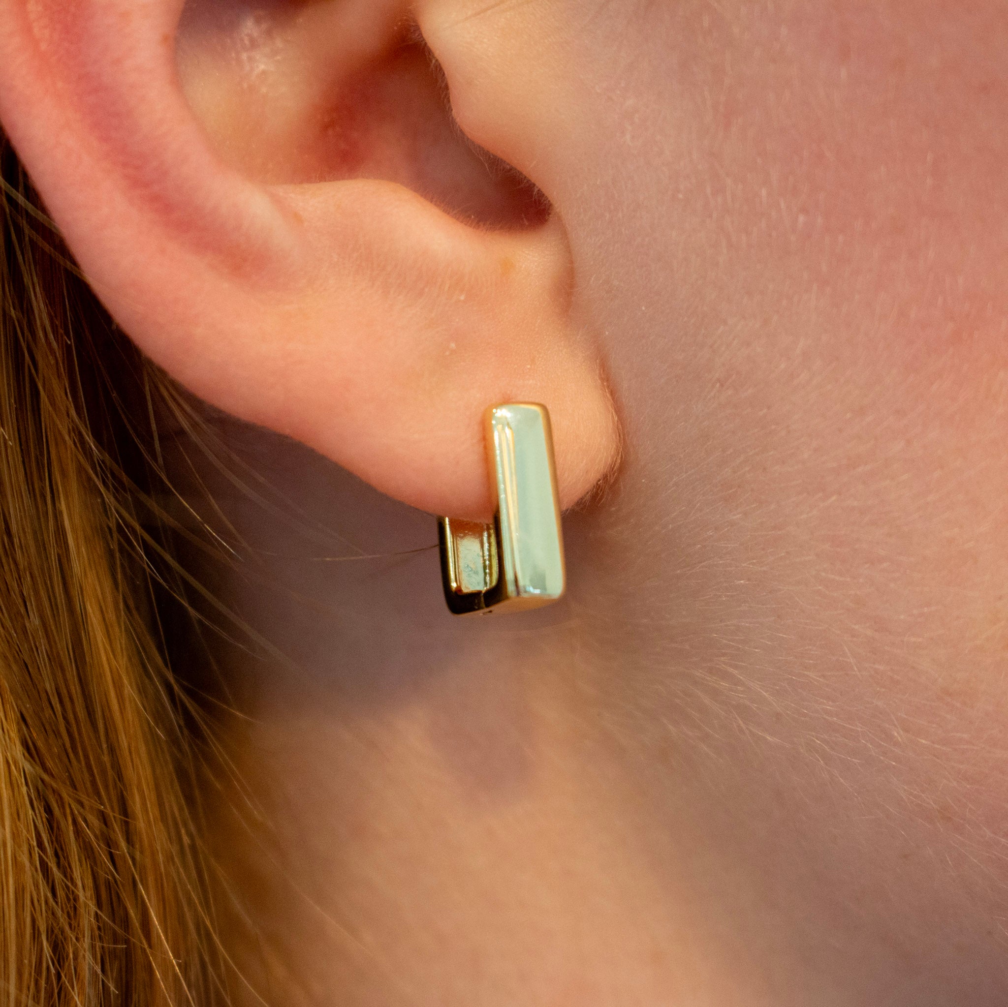 Dainty Square Hoops