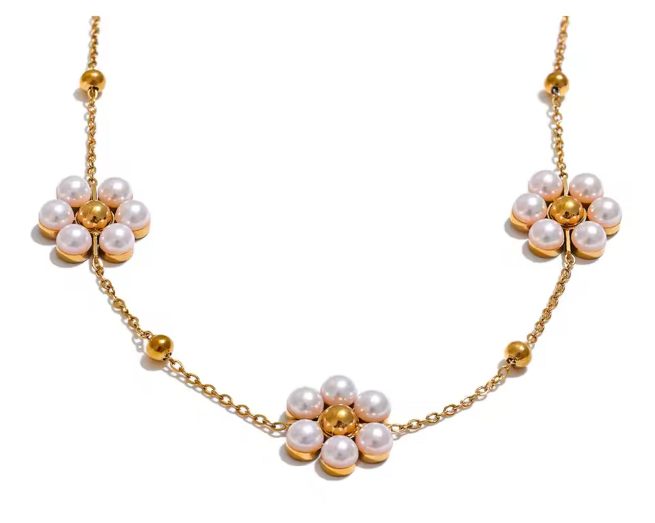 Flower Pearl Necklace