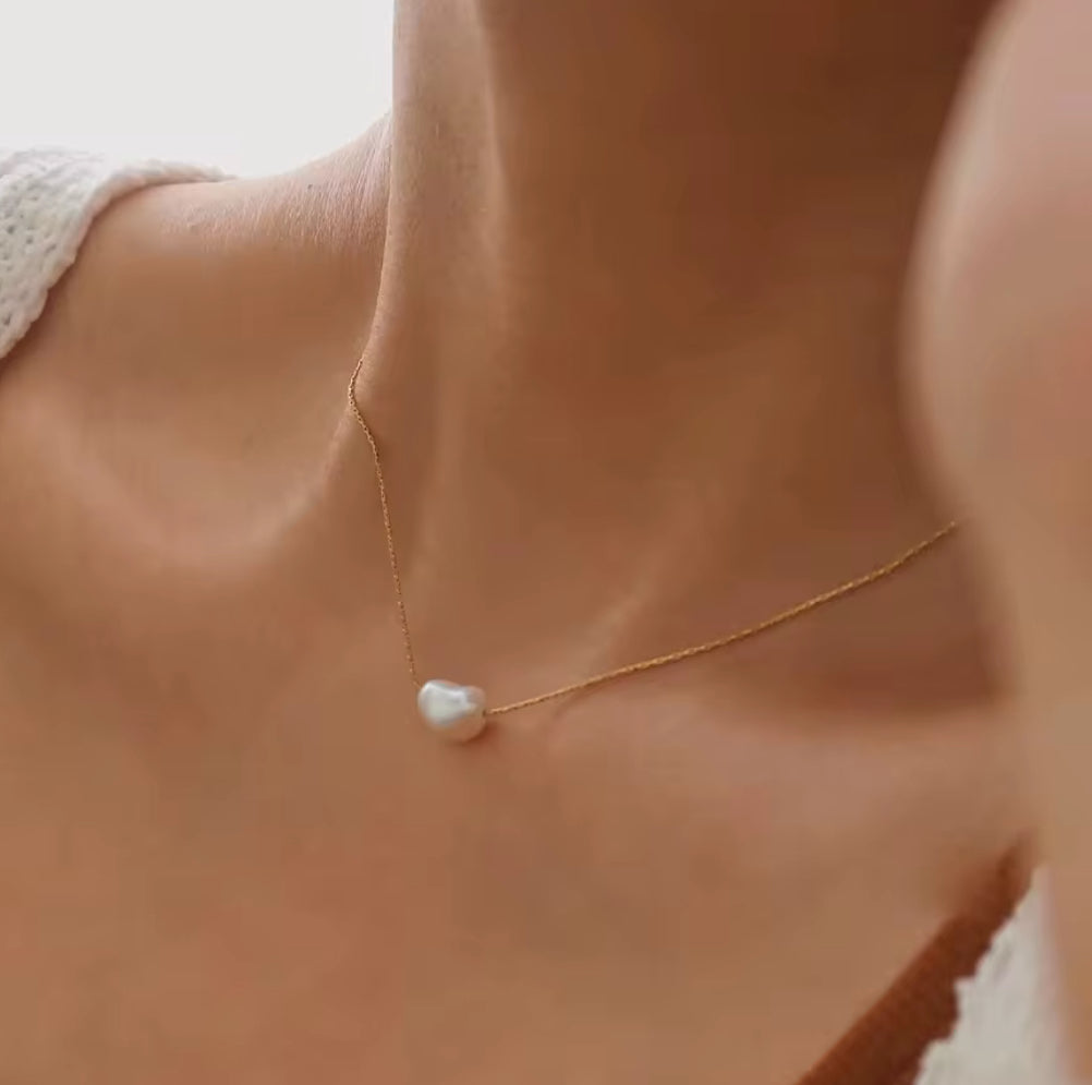 Dainty Single Pearl Necklace