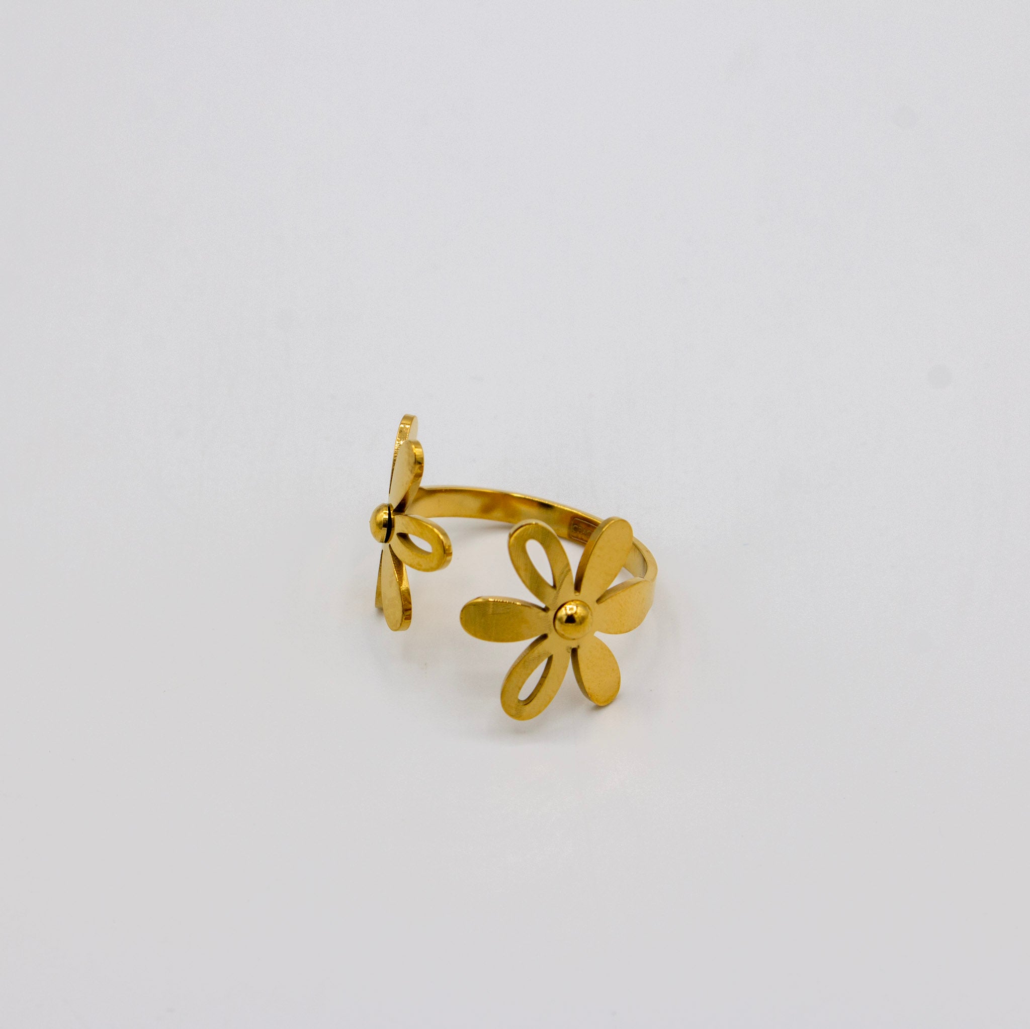 Flashy Flower Adjustable Ring
