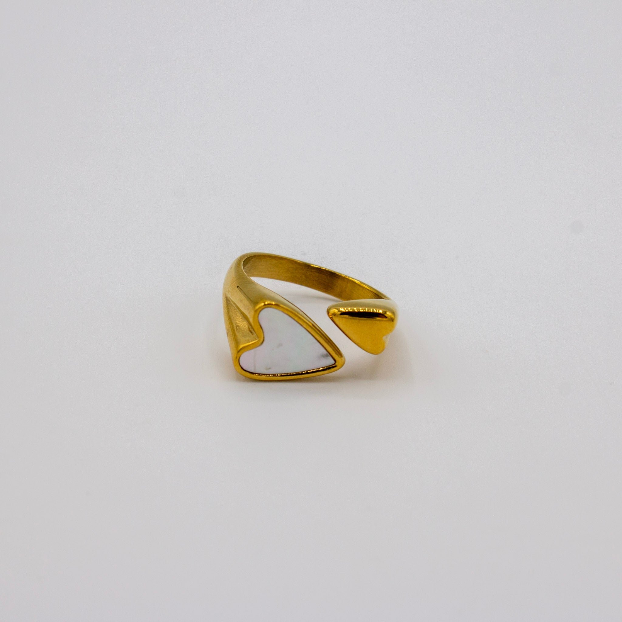 Heart Shell Ring- Sz 7