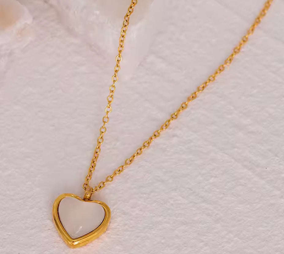Natural stone heart necklace
