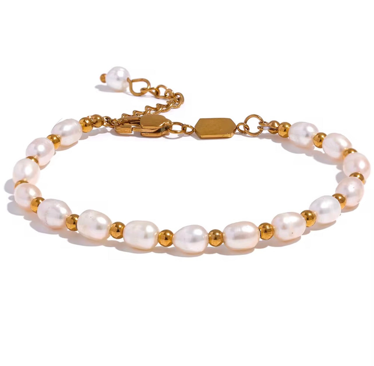 Fresh Water Pearl & Gold Bracelet