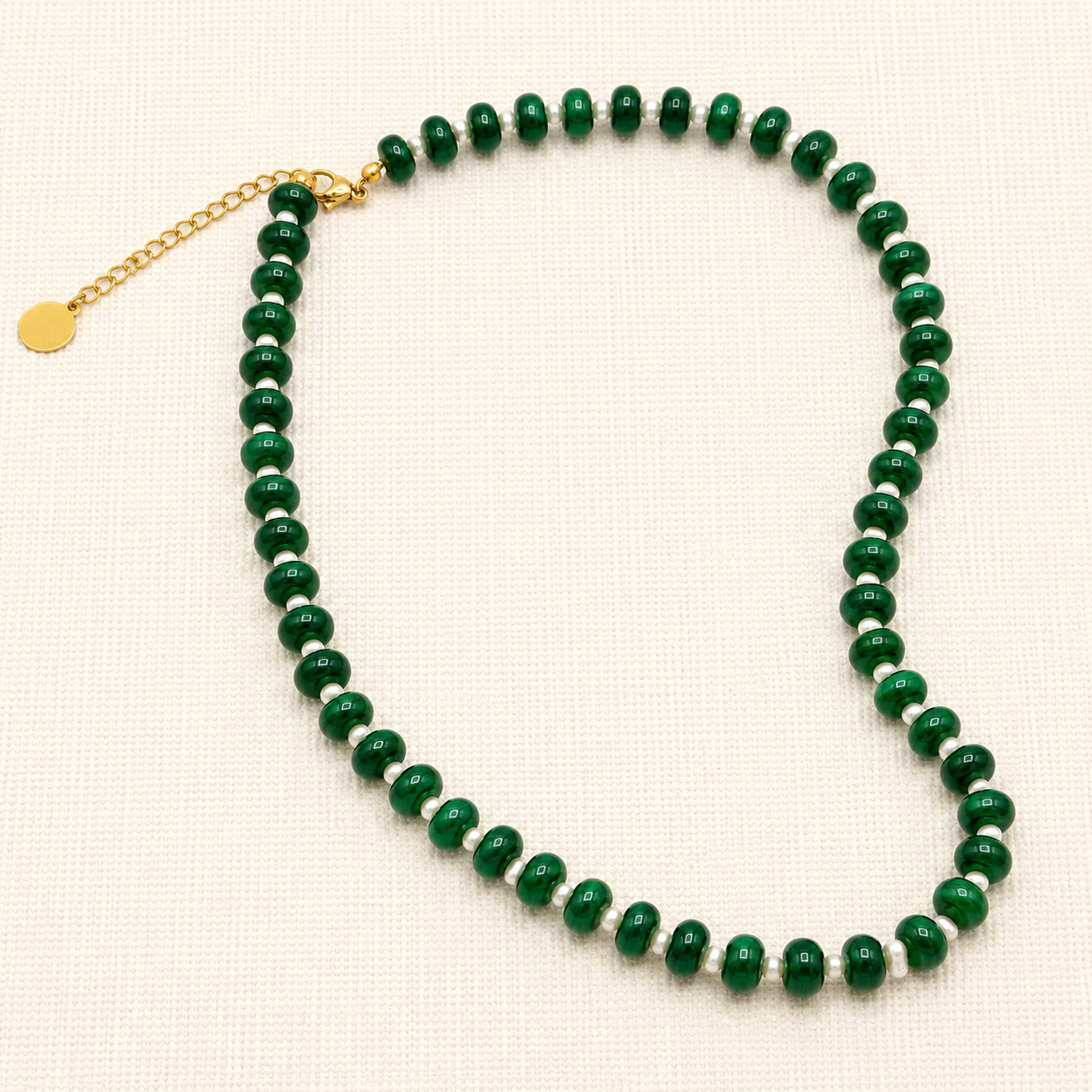 Green stone with pearls gold necklace