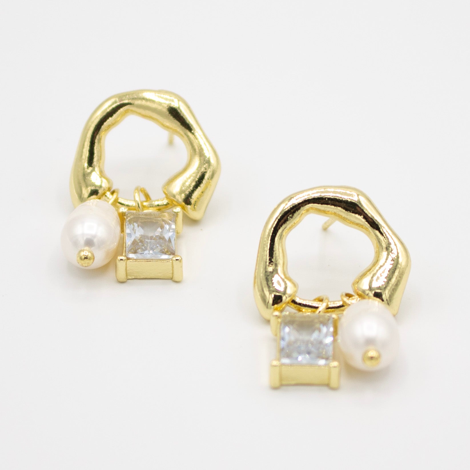 Golden Pearl & Jewel Earrings