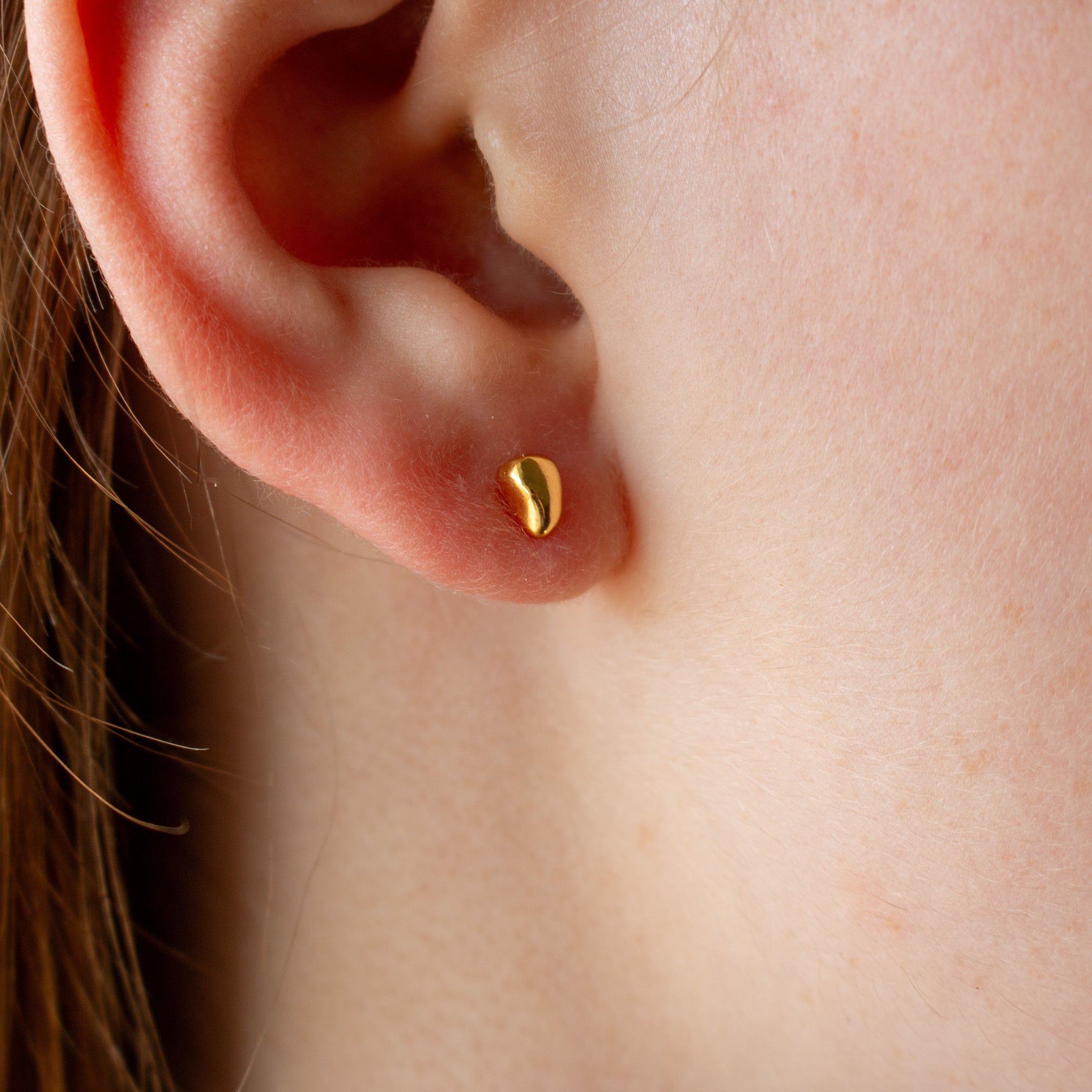 Gold Pebble Stud