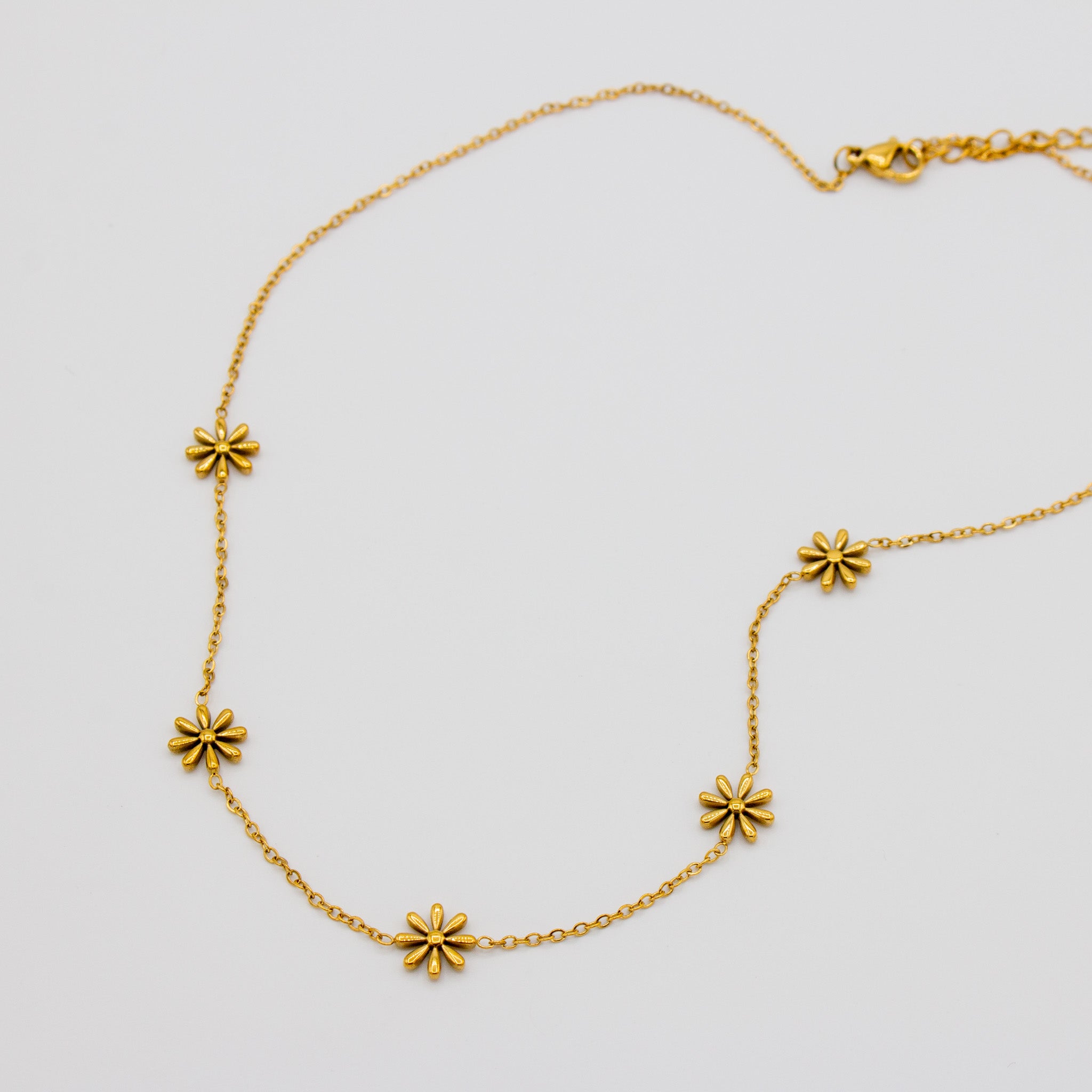 Golden Flowers Necklace