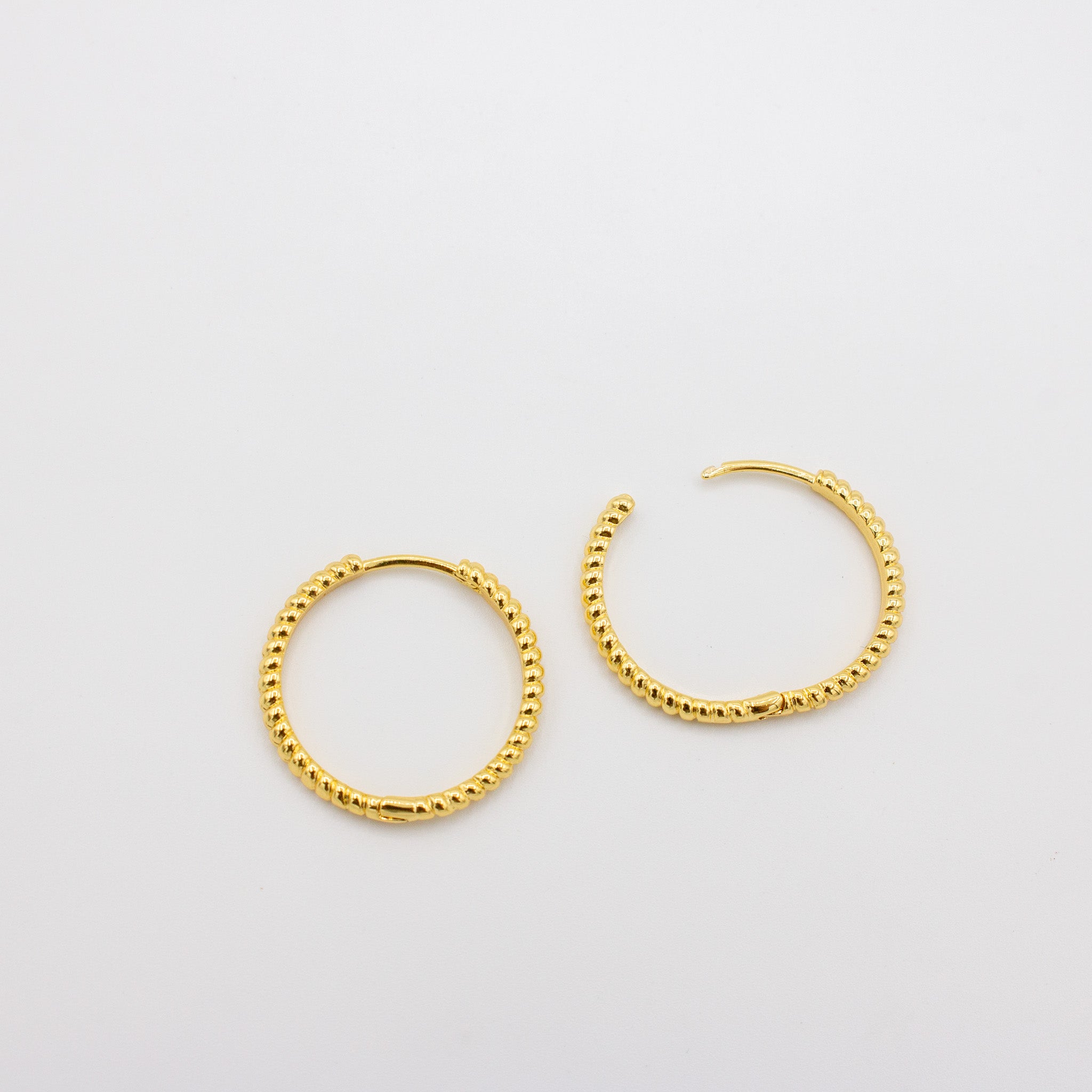 Ribbed Croissant Hoops