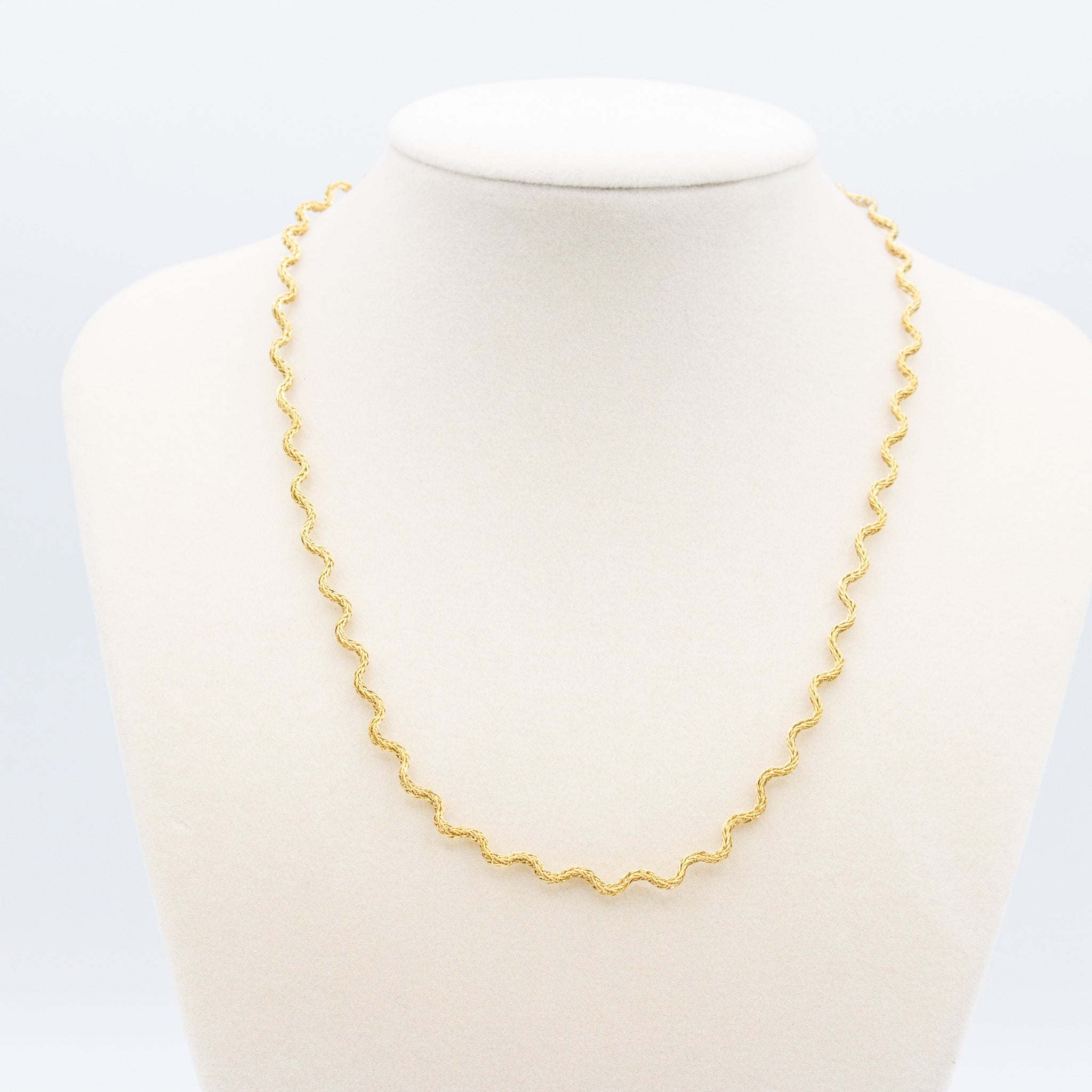 Wavy Gold Necklace