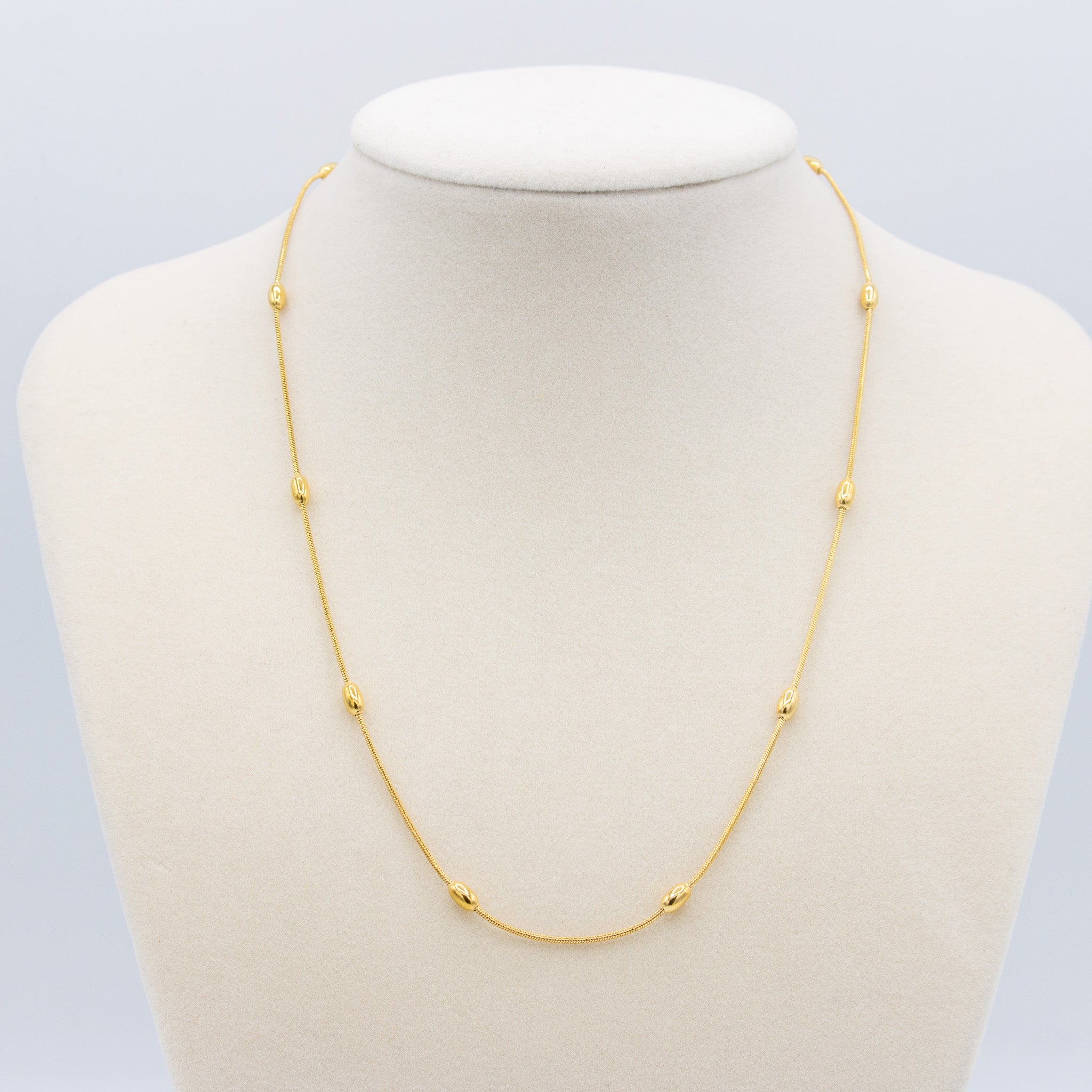 Snake Chain Oval Beaded Necklace