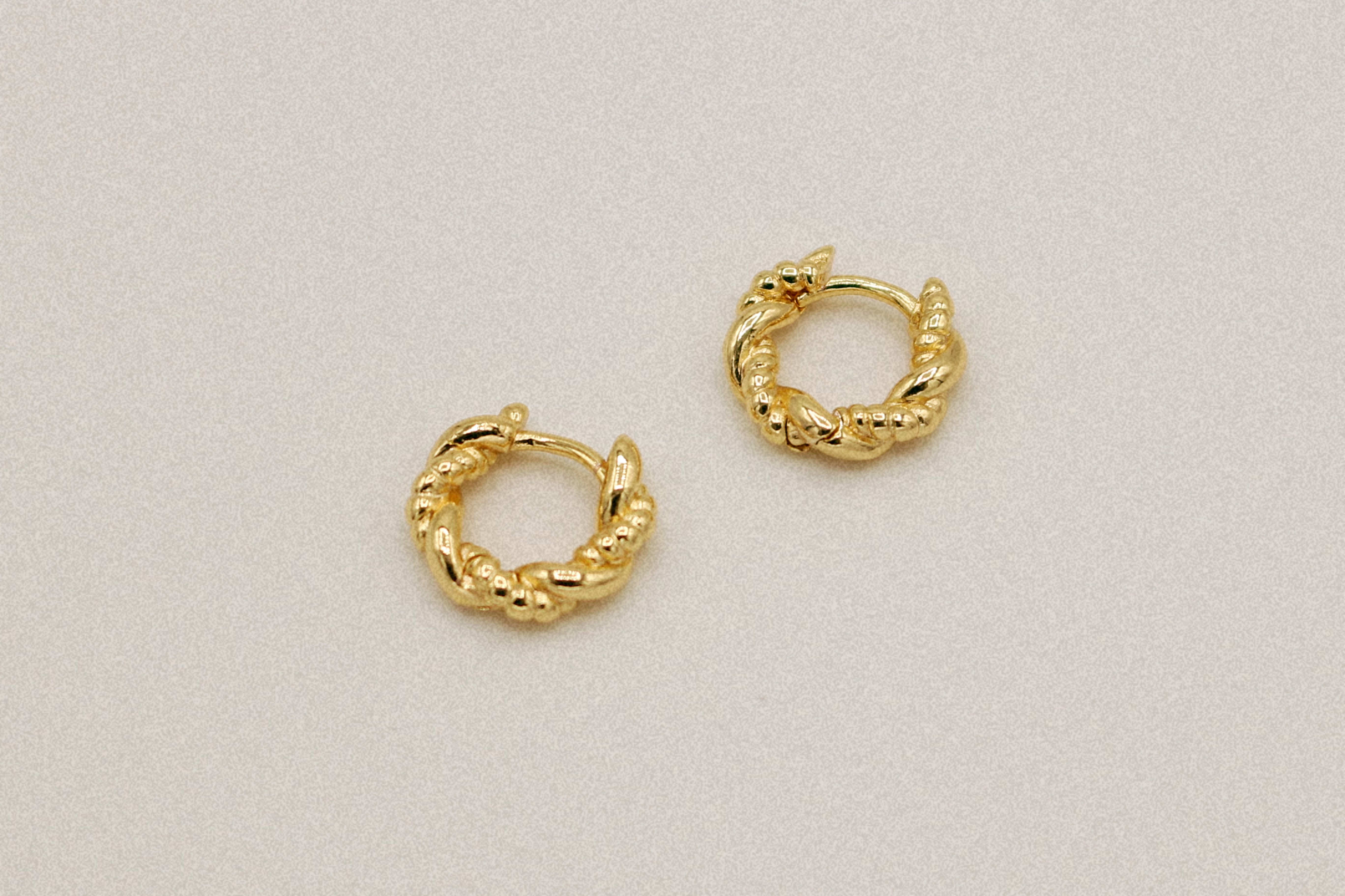 Gold Spiral Ribboned Hoop